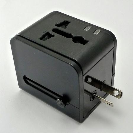 旅行用轉換插頭(澳式插腳)